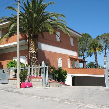 Bed & Breakfast Bompadre Civitanova Marche Dış mekan fotoğraf